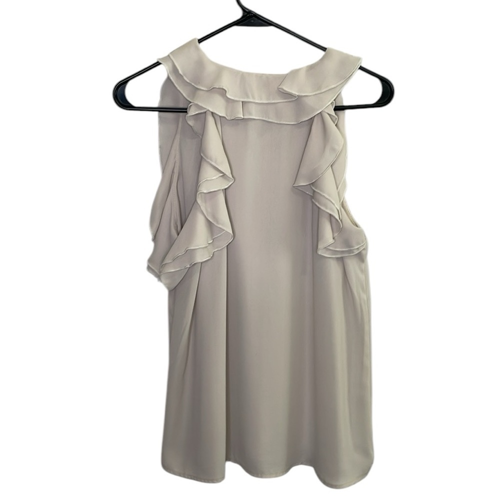 ADORE WOMENS CRรME SLEEVELESS RUFFLED TOP SIZE SMALL